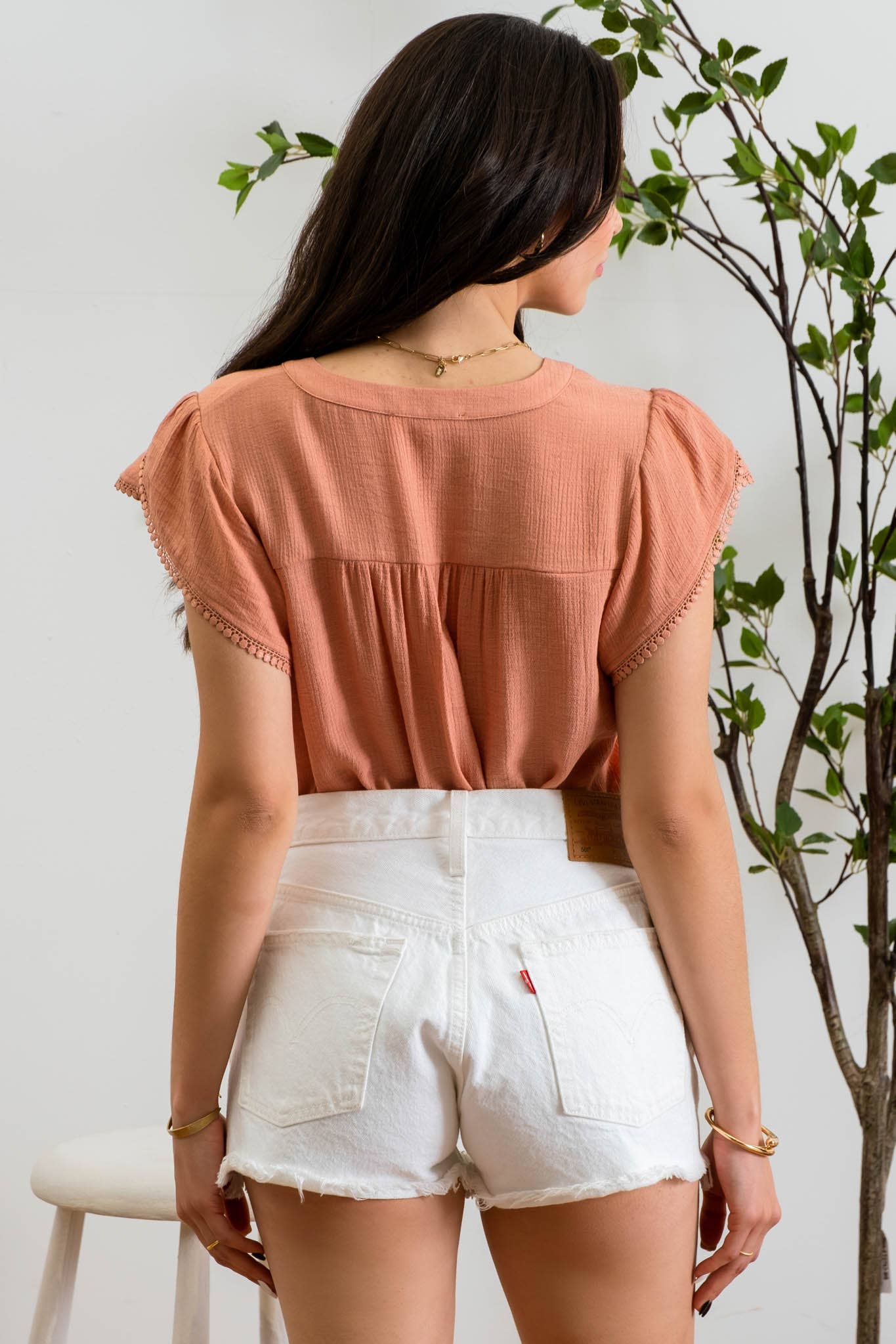 SPLIT NECK PETAL TASSEL SLEEVE BLOUSE