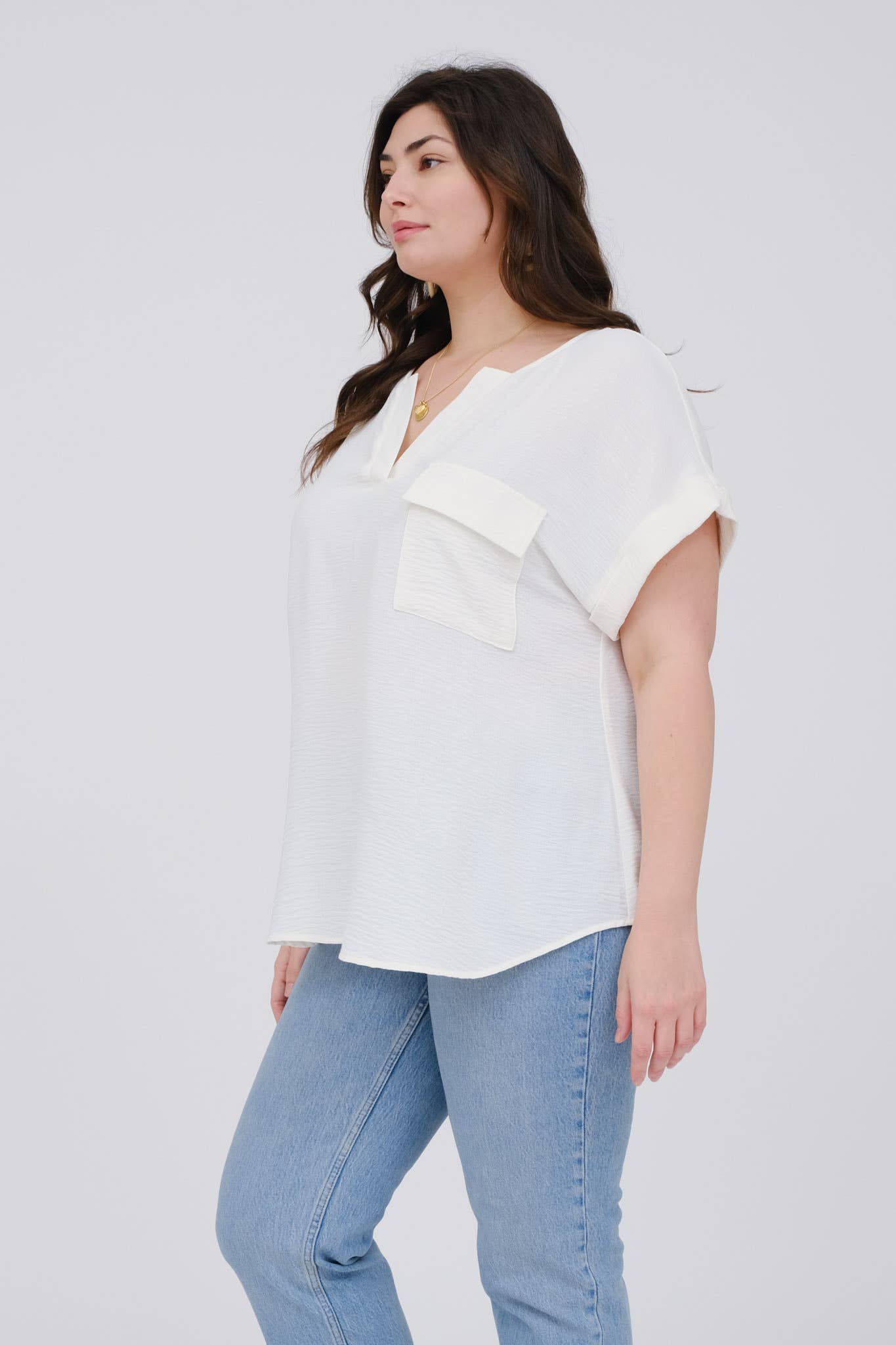 PLUS SPLIT NECK BACK BUTTON SHORT FOLD SLEEVE TOP