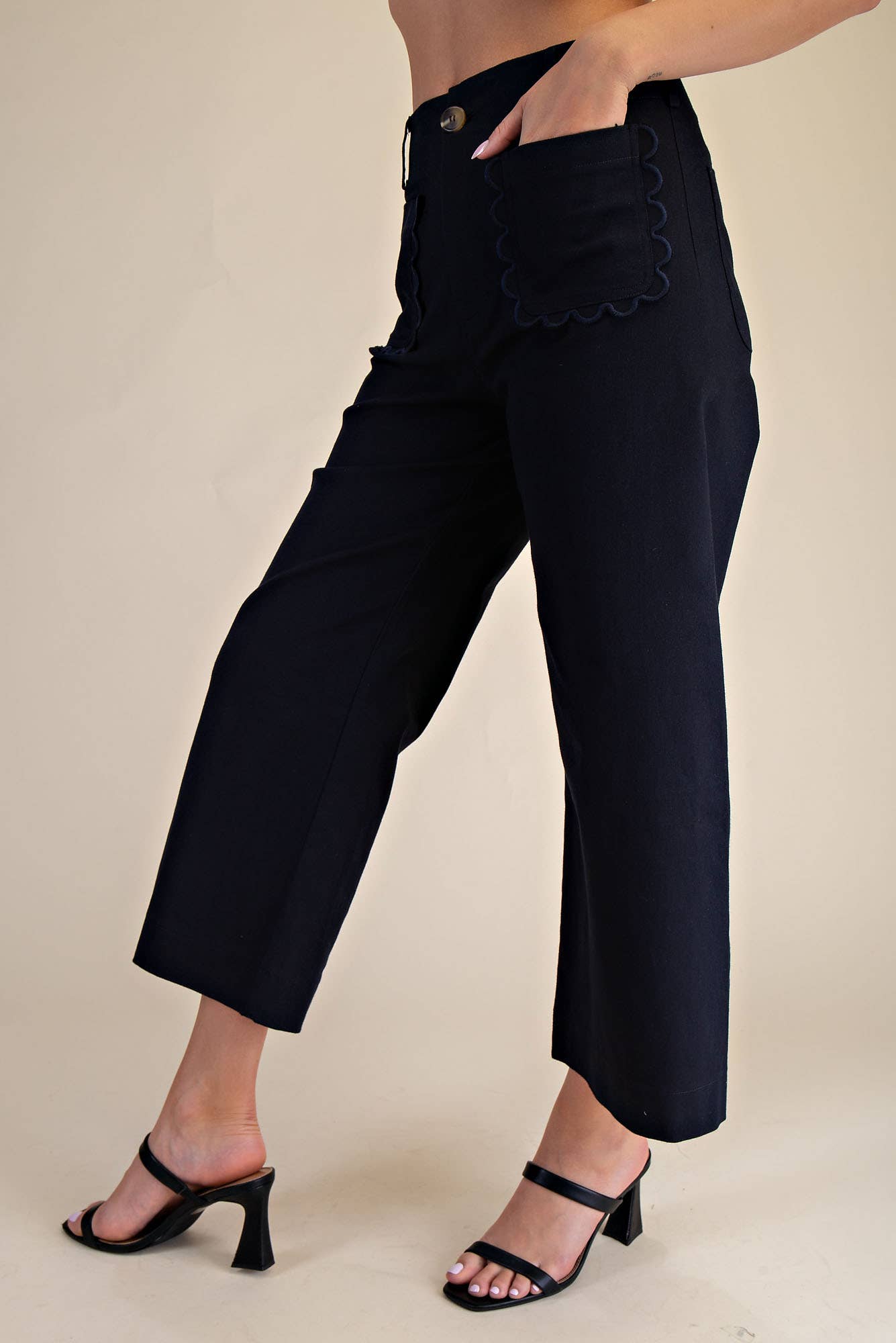 Colette Wide-Leg Scallop Pocket Pants