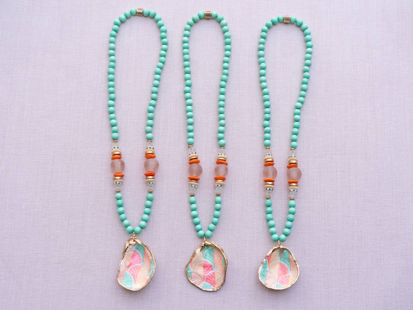 Colorful Trendy Handmade Real Oyster Shell Necklace