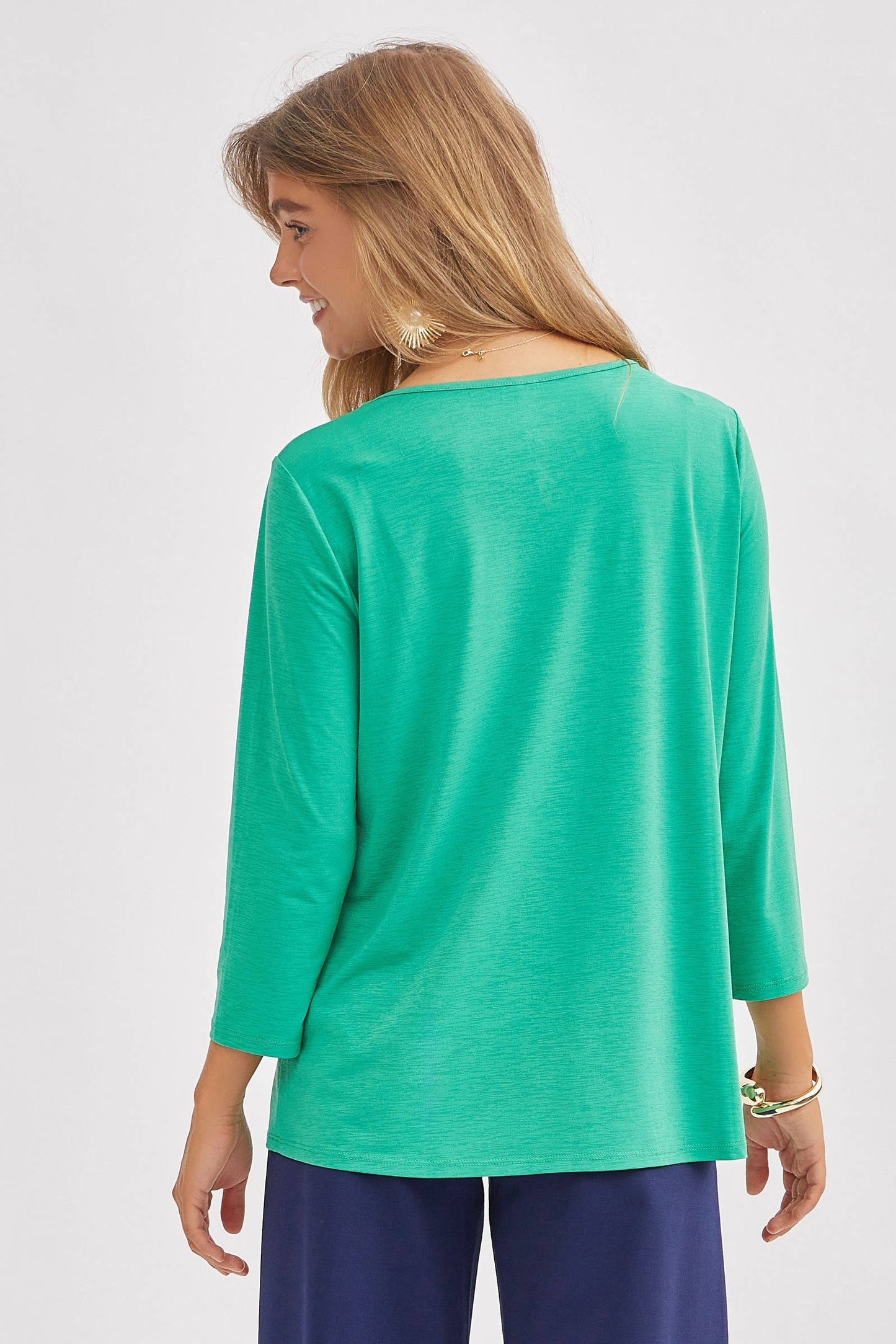 Classic Wrinkle-Free V-Neck Top SD-VNECK