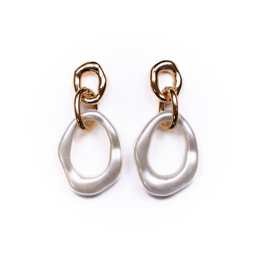 Olivia Drop Earrings   Gold/Pearl   2"