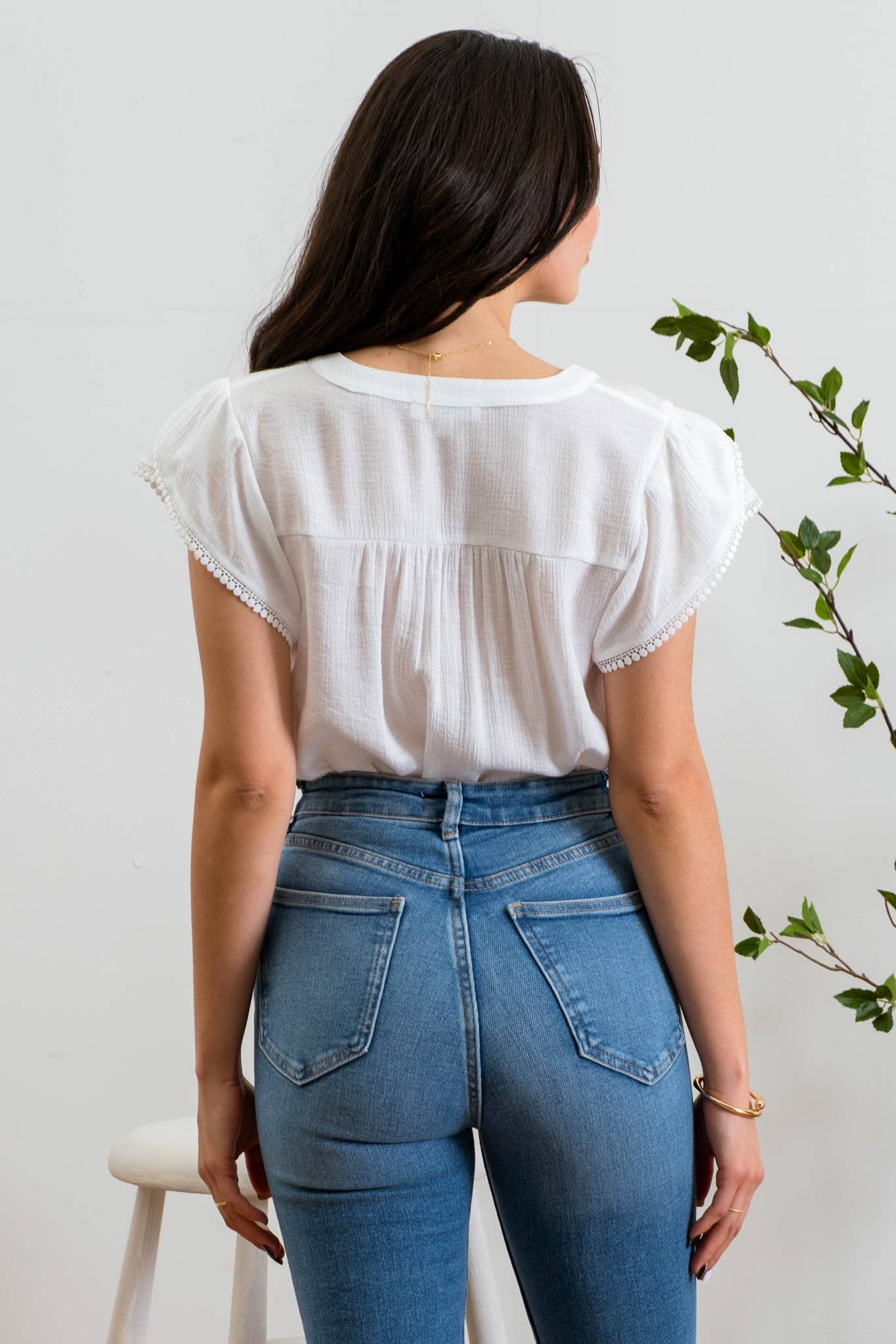 SPLIT NECK PETAL TASSEL SLEEVE BLOUSE