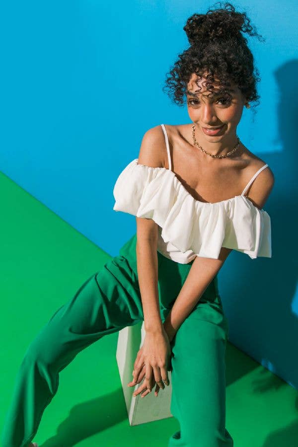 A solid woven top-IT12101