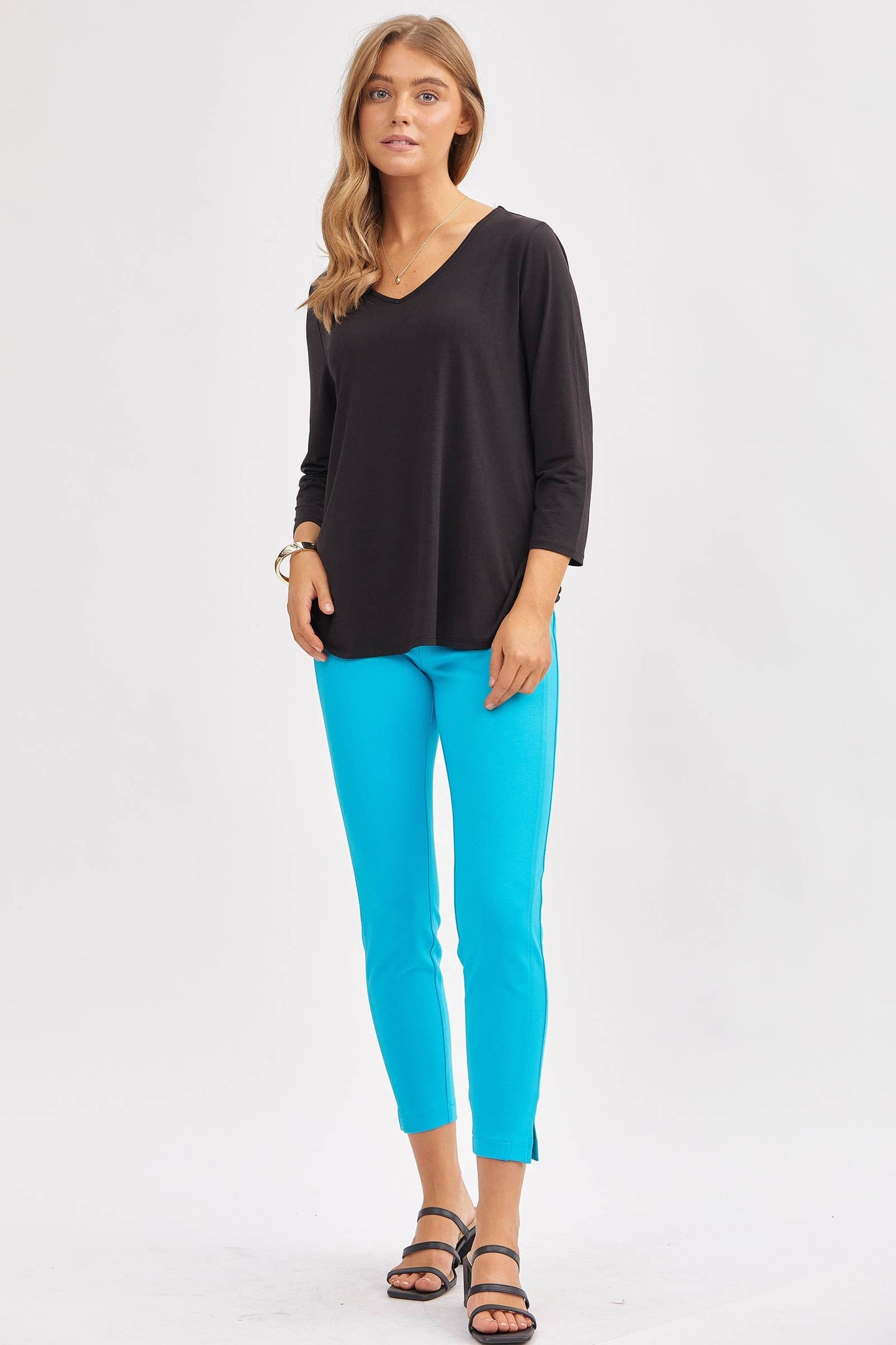 Classic Wrinkle-Free V-Neck Top SD-VNECK