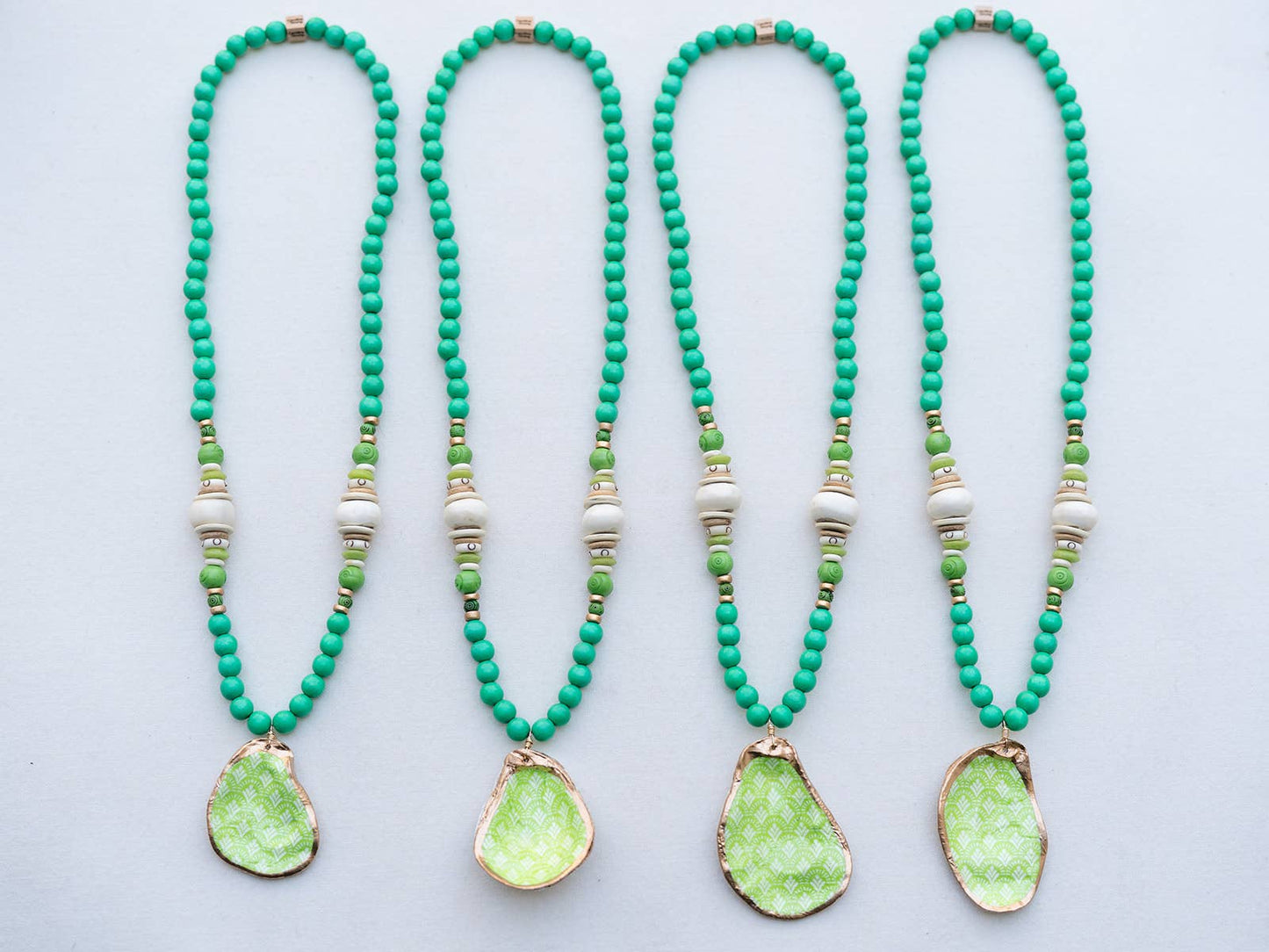 Colorful Trendy Handmade Real Oyster Shell Necklace