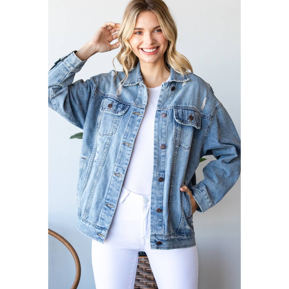 The Classic Denim Jacket - Curvy
