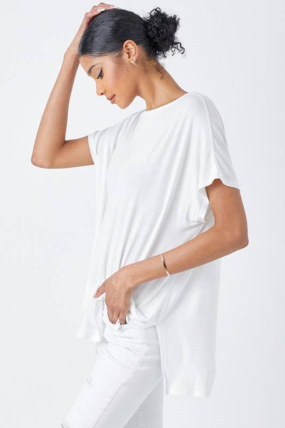 PLUS SIZE SHORT SLEEVE PIKO TOP