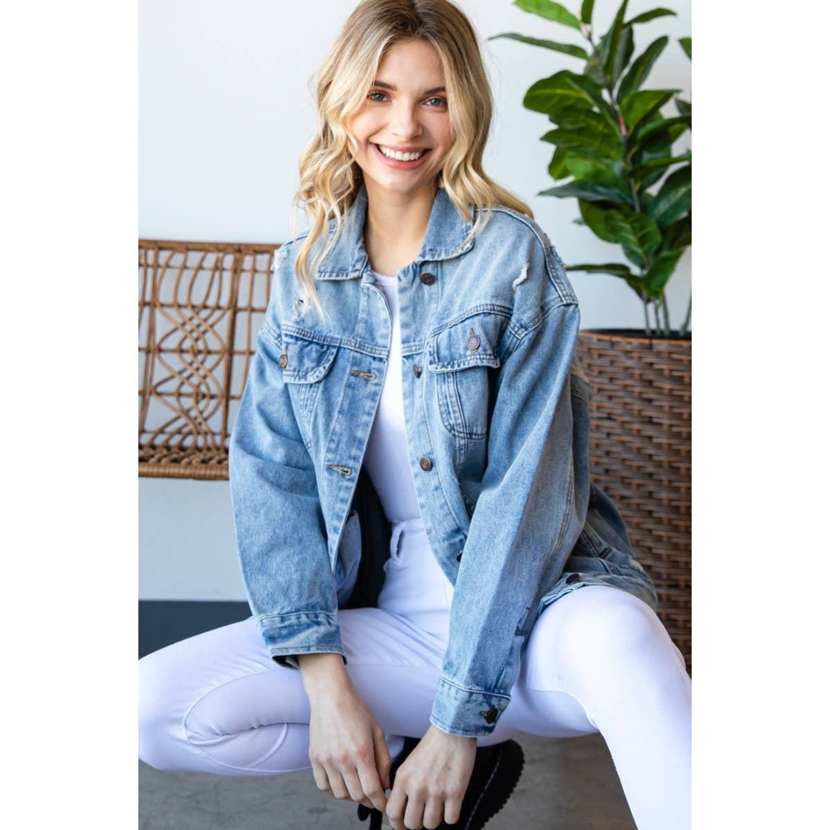 The Classic Denim Jacket - Curvy