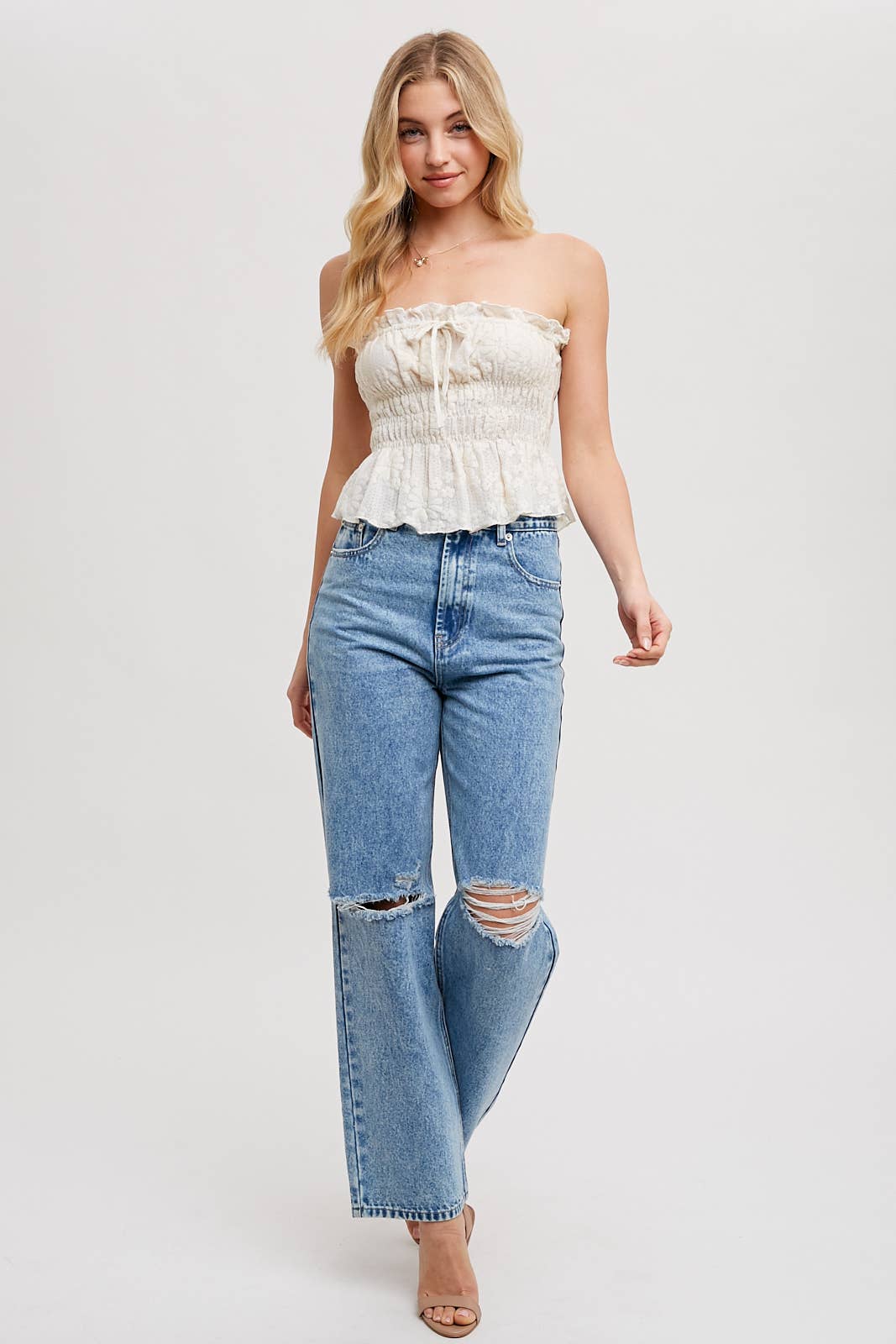 HIGH RISE DISTRESSED DENIM JEANS