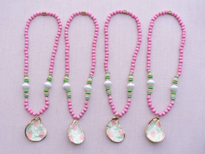 Colorful Trendy Handmade Real Oyster Shell Necklace