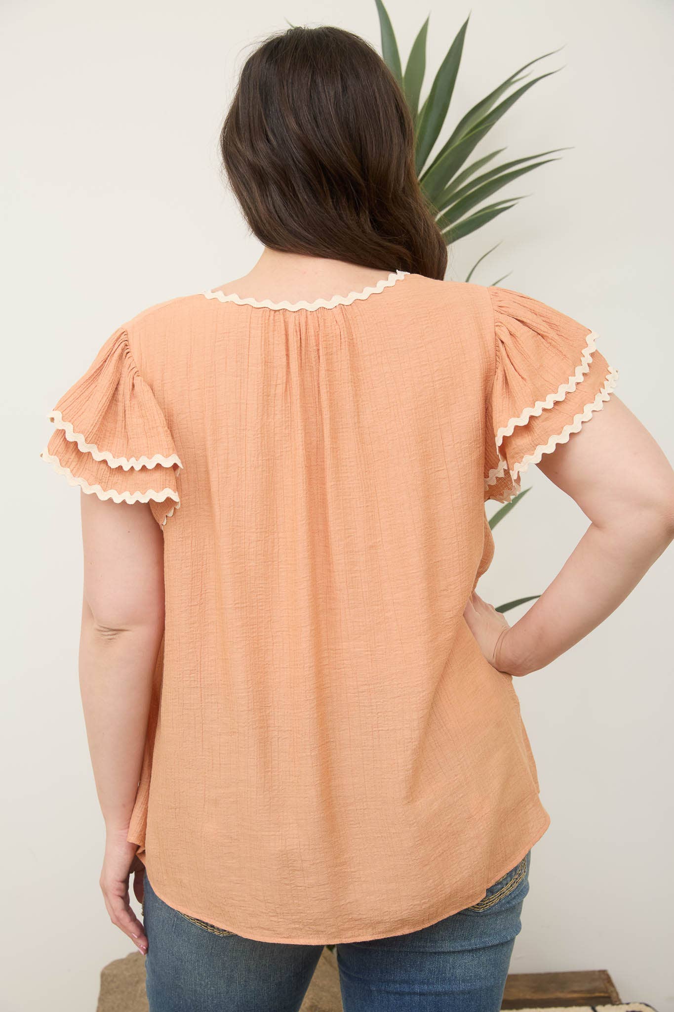 PLUS V NECK WAVY TRIM RUFFLE SLEEVE TOP