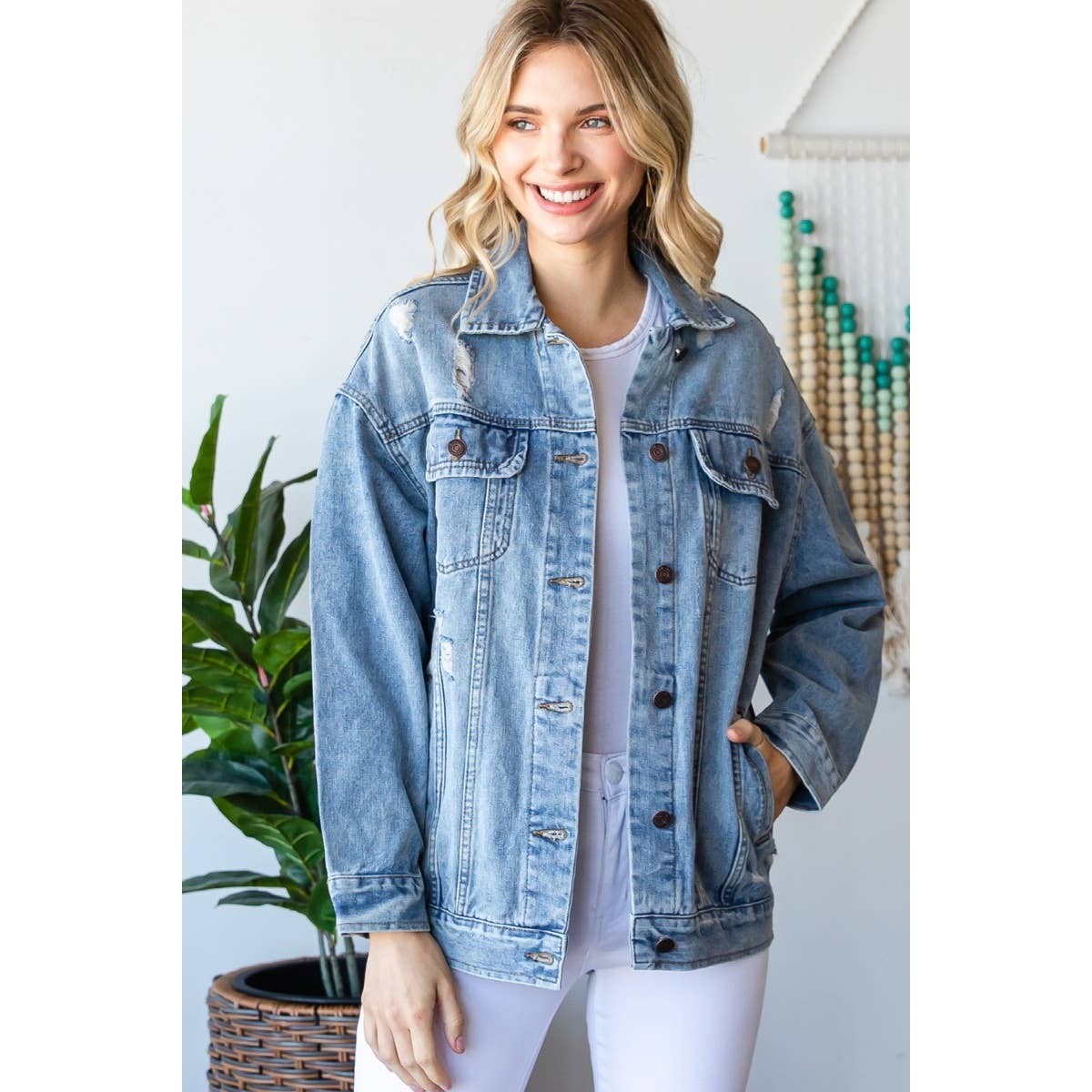 The Classic Denim Jacket - Curvy
