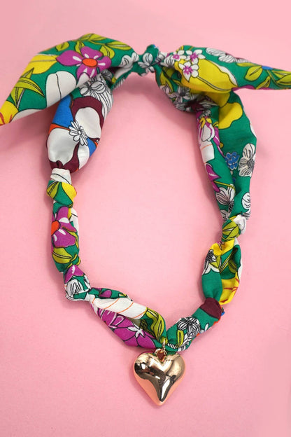 HANDMADE SCARF CHARM NECKLACE | 80N91790