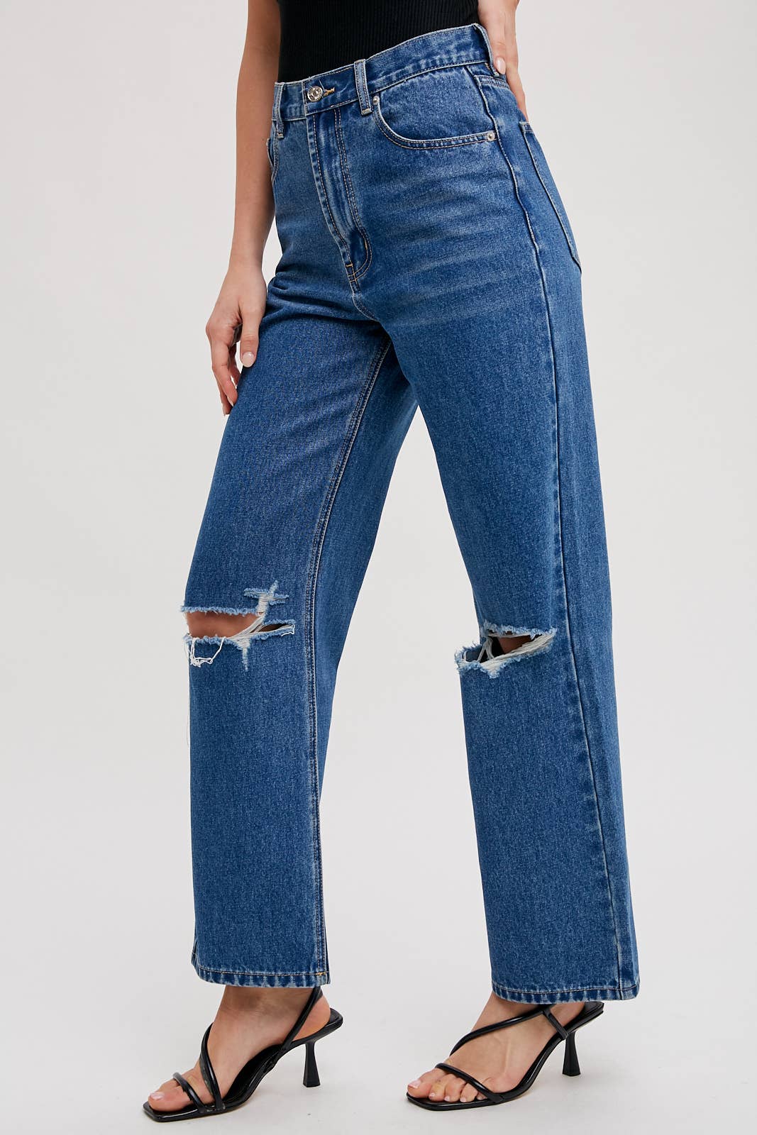 HIGH RISE DISTRESSED DENIM JEANS